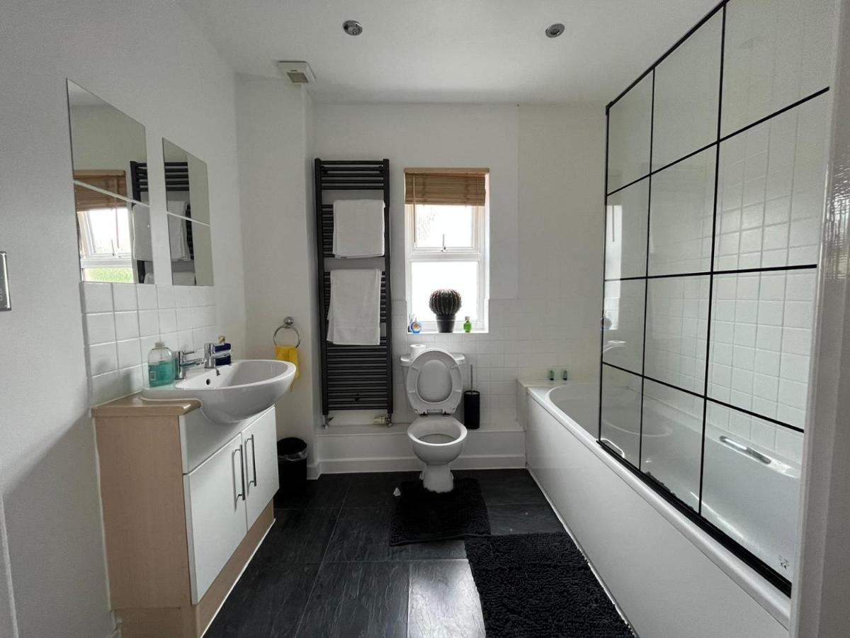 Kent, Dartford Station Apartments Eksteriør bilde