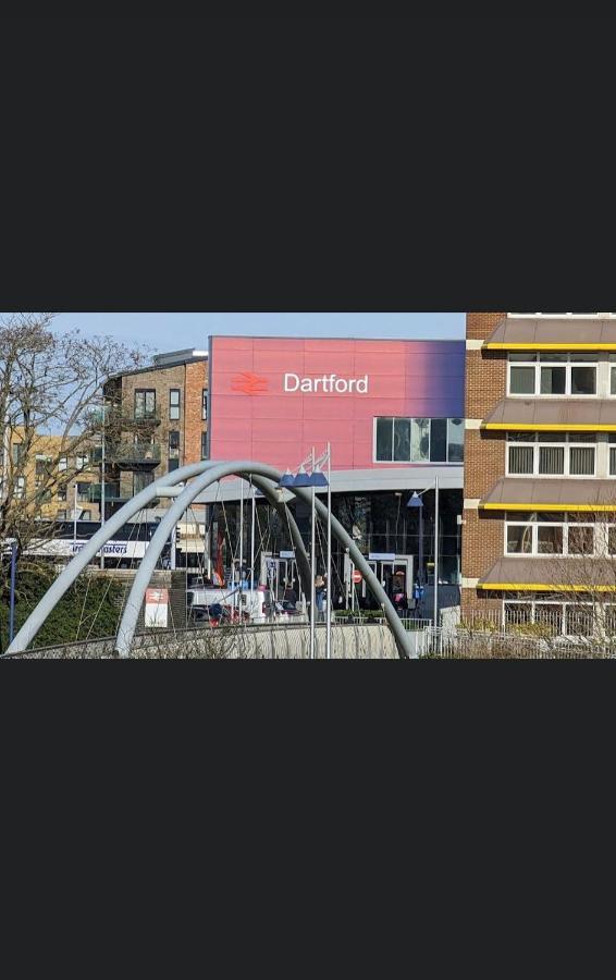 Kent, Dartford Station Apartments Eksteriør bilde